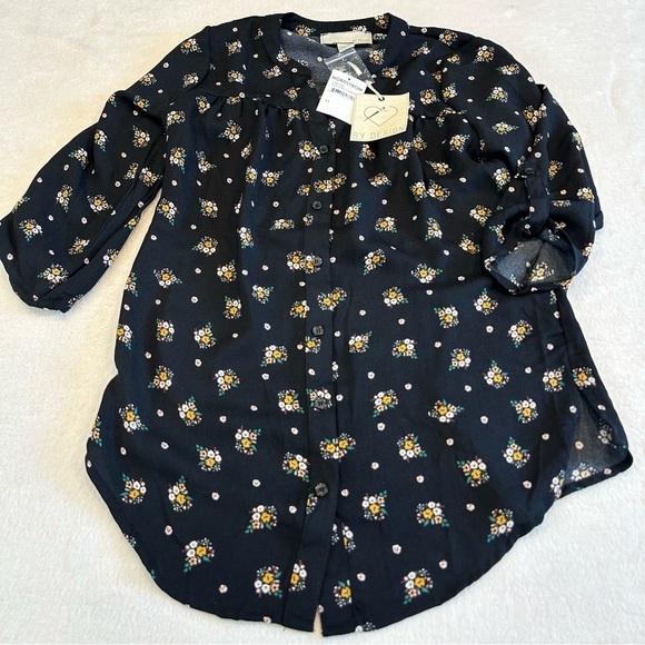 NWT By Design 3/4 Sleeve Button Front Black Floral Blouse - Picture 1 of 7